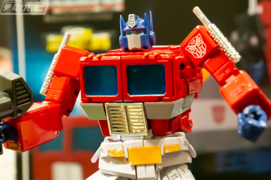 Tokyo Toy Show 2019   MP 44 Optimus Prime 3 Box Revealed  (16 of 16)